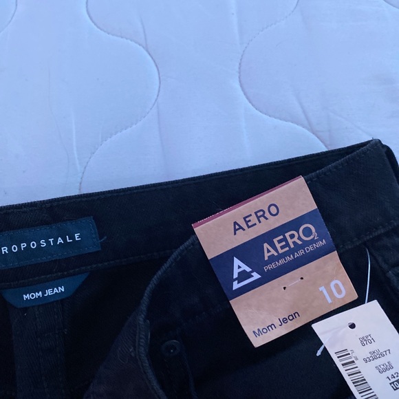 Aeropostale Mom jeans - Picture 2 of 2